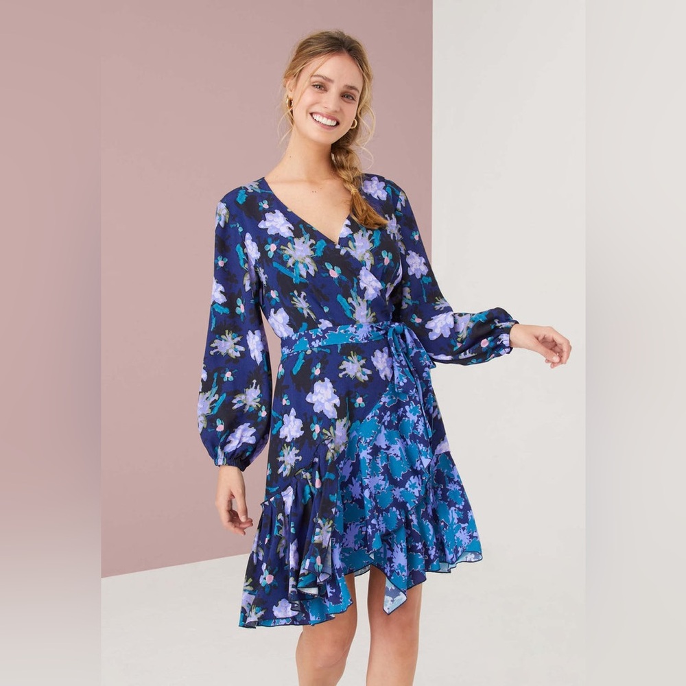 NWT Alivia Meagan Wrap Dress (Size Small)